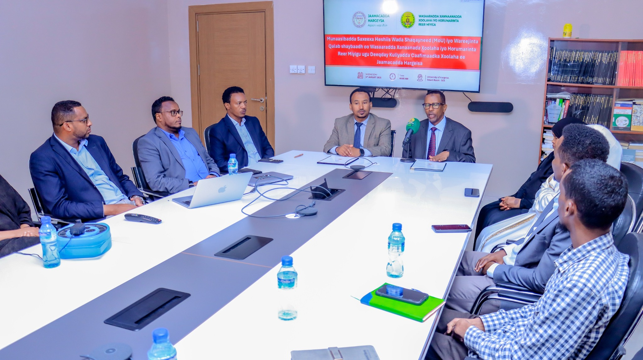𝗨𝗻𝗶𝘃𝗲𝗿𝘀𝗶𝘁𝘆 𝗼𝗳 𝗛𝗮𝗿𝗴𝗲𝗶𝘀𝗮 𝗮𝗻𝗱 𝗠𝗶𝗻𝗶𝘀𝘁𝗿𝘆 𝗼𝗳 𝗟𝗶𝘃𝗲𝘀𝘁𝗼𝗰𝗸 𝗮𝗻𝗱 𝗥𝘂𝗿𝗮𝗹 𝗗𝗲𝘃𝗲𝗹𝗼𝗽𝗺𝗲𝗻𝘁 𝗦𝗶𝗴𝗻 𝗠𝗼𝗨 𝗮𝗻𝗱 𝗧𝗿𝗮𝗻𝘀𝗳𝗲𝗿 𝗠𝗼𝗱𝗲𝗿𝗻 𝗟𝗮𝗯𝗼𝗿𝗮𝘁𝗼𝗿𝘆 𝗘𝗾𝘂𝗶𝗽𝗺𝗲𝗻𝘁